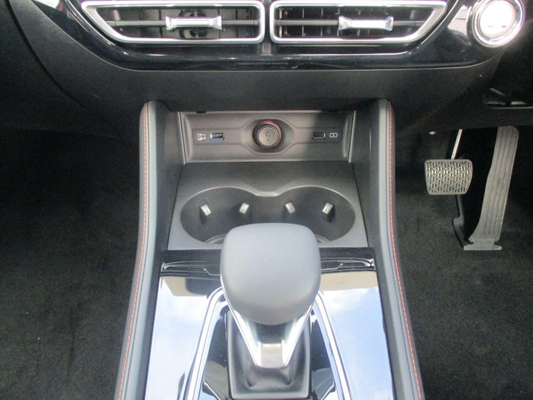 2025 MG MG HS 1.5 T-GDI PHEV Trophy 5dr Auto ESTATE PETROL/ELECTRIC Automatic