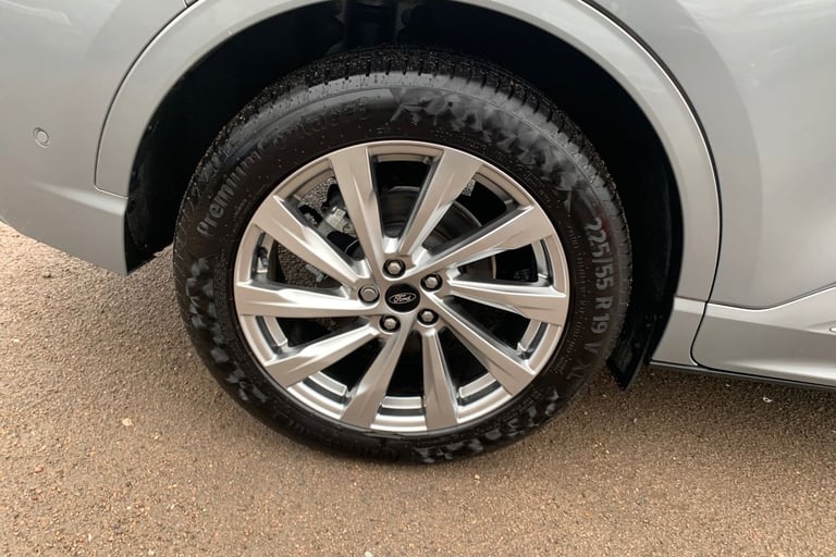 2024 Ford Kuga FM9AZ 4x4 PETROL/ELECTRIC Automatic