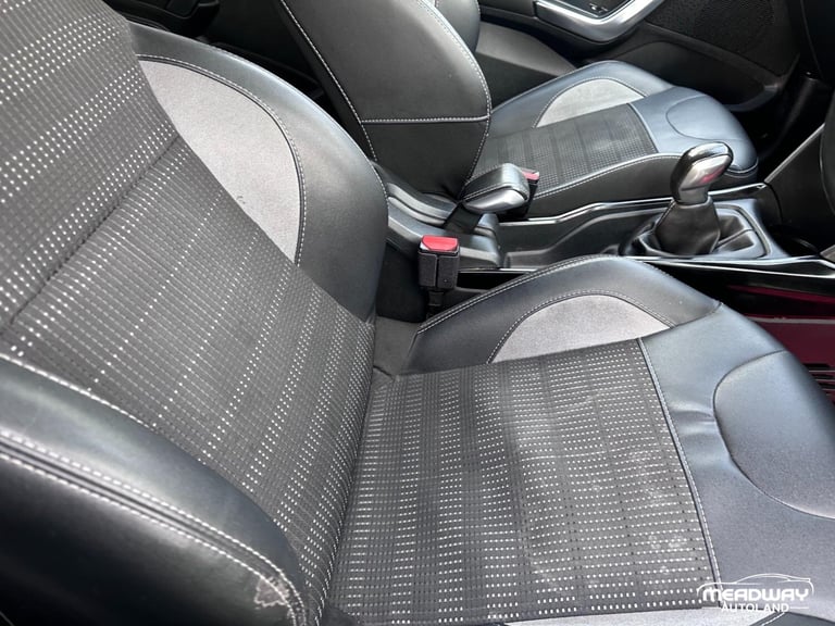 2018 Peugeot 2008 1.2 PureTech Allure Euro 6 5dr HATCHBACK Petrol Manual