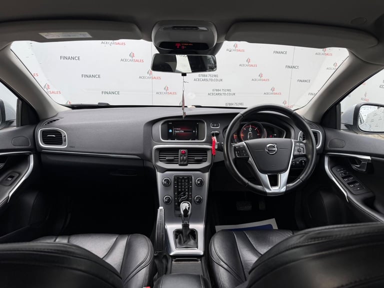 2016 Volvo V40 D3 [4 Cyl 150] Inscription 5dr Geartronic HATCHBACK DIESEL Automatic