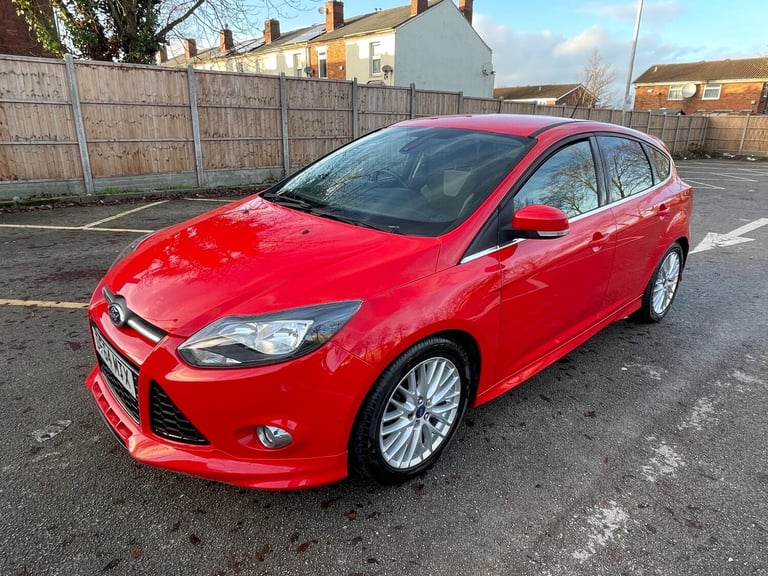 2014 Ford Focus 1.0T EcoBoost Zetec S Euro 5 (s/s) 5dr HATCHBACK Petrol Manual