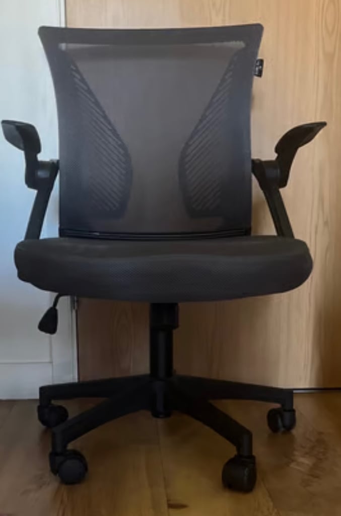 🪑Comfy Rolling chair for sale