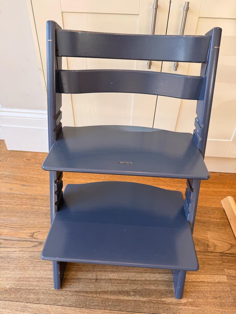 image for Stokke Tripp Trap chair (blue) + baby set & cushion + table top placemat