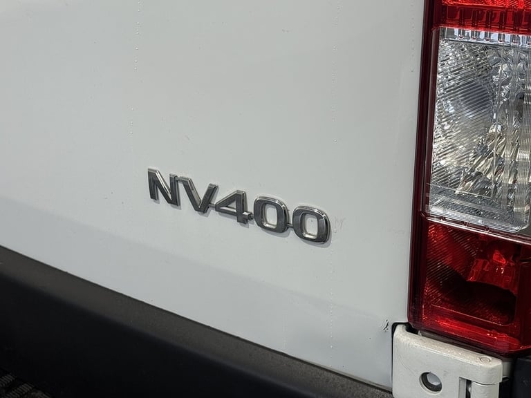 2021 Nissan NV400 dCi 35 Tekna Panel Van Diesel Manual