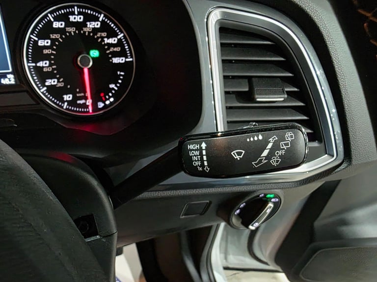 2020 SEAT Ateca 1.5 TSI EVO SE Technology DSG Euro 6 (s/s) 5dr HATCHBACK Petrol Automatic