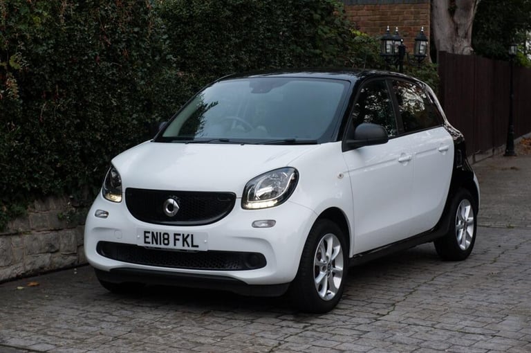 image for  smart forfour 0.9T Passion Hatchback 5dr Petrol Manual Euro 6 (s/s) (90 ps) Petrol Manual