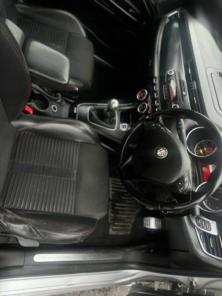 2010 Alfa Romeo Giulietta 2.0 JTDM-2 170 Veloce 5dr HATCHBACK Diesel Manual