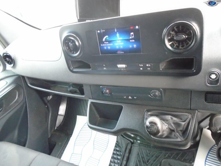 MERCEDES-BENZ SPRINTER 2.1 314 CDI White Manual Diesel 2018