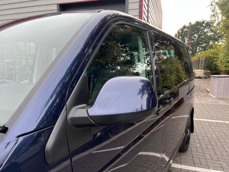 2015 Volkswagen Transporter 2.0 180PS Highline Kombi Van DSG WINDOW VAN Diesel Automatic
