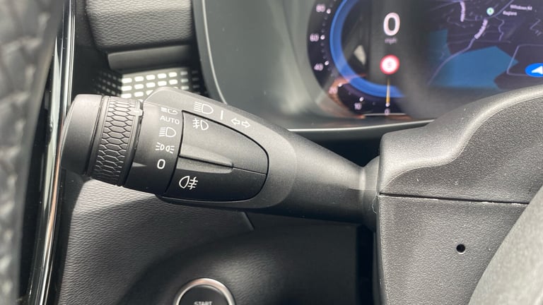 2024 Volvo XC40 2.0 B4P Plus Dark 5dr Auto Petrol Estate Estate Petrol Automatic