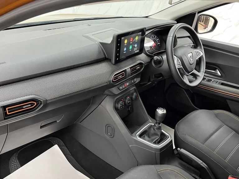 2022 Dacia Sandero Stepway 1.0 TCe Comfort Hatchback 5dr Petrol Manual Euro 6 (s/s) (90 ps) Hatch...