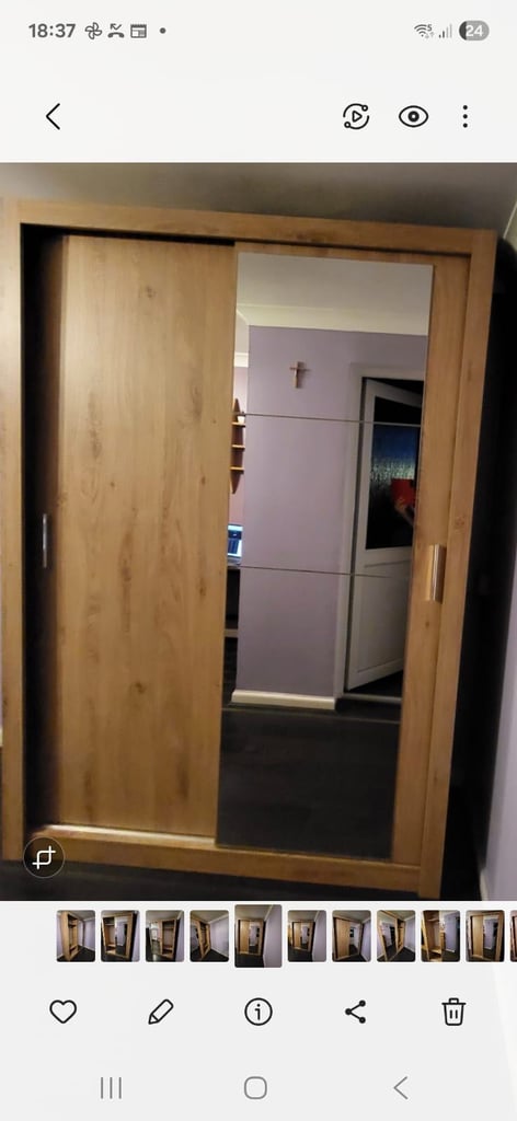 Large double wardrobe with mirror panel