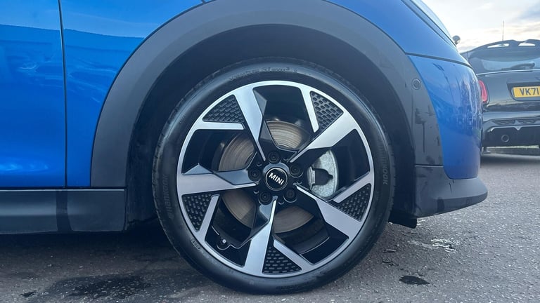 2025 MINI Cooper 1.5 C Exclusive 3dr Auto Hatchback Petrol Automatic