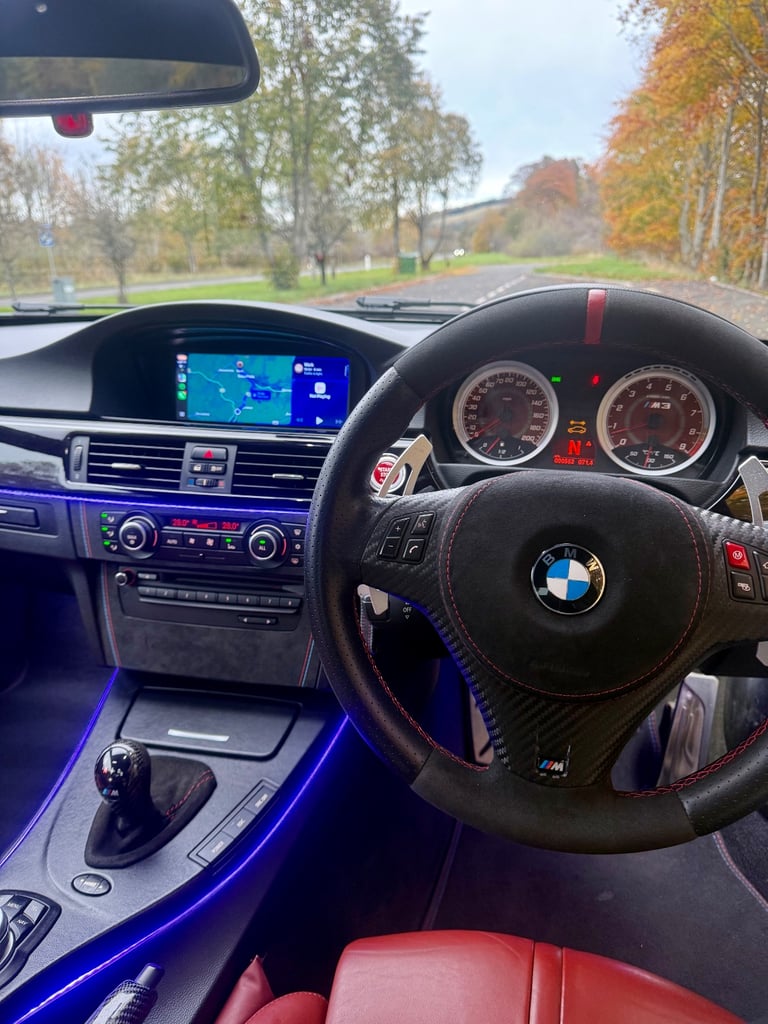 2010 BMW M3 DCT V8 E93 CONVERTIBLE ALPINE WHITE FOX RED