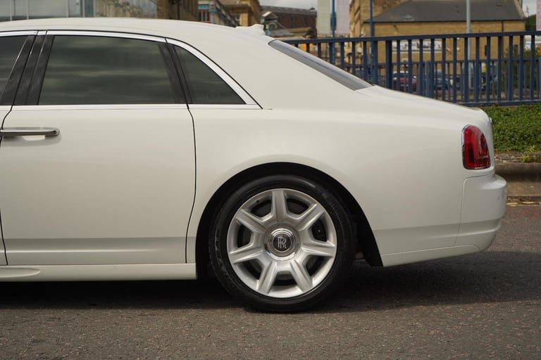 ROLLS ROYCE GHOST SERIES II V12 AUTO 