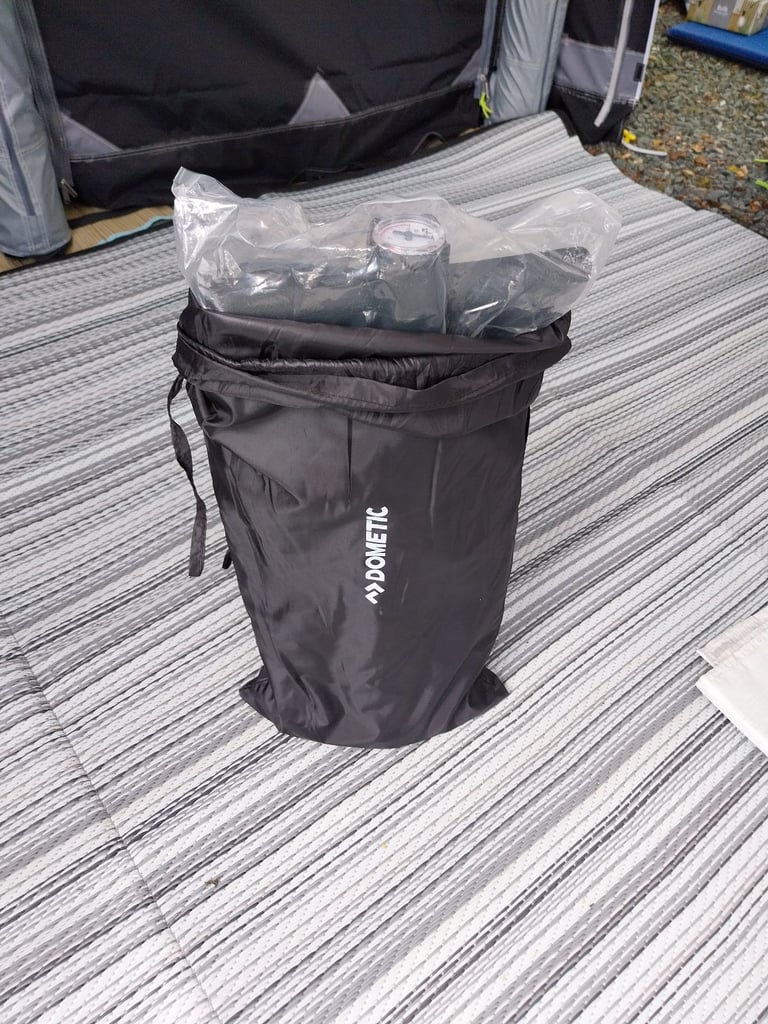 Dometic rally driveaway air awning  260