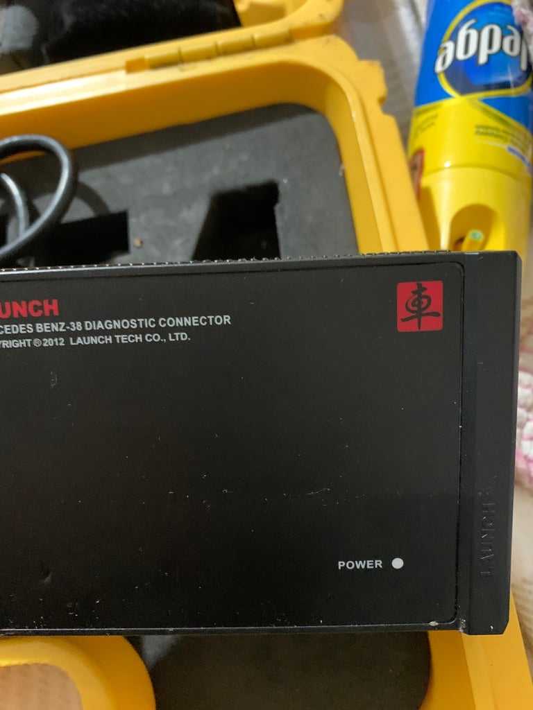 Snap on and launch diagnostic equipment 