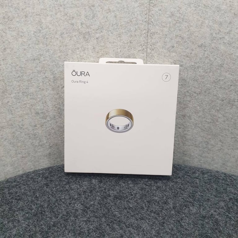 New & Factory Sealed Oura Ring 4 Gold Size 4 Smart Ring Wearable Heart Rate Fitness Tracker