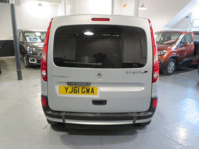 2011 Renault Kangoo AUTOMATIC WHEELCHAIR CAR DISABLED ACCESS VEHICLE MOBILITY MPV Petrol Automatic