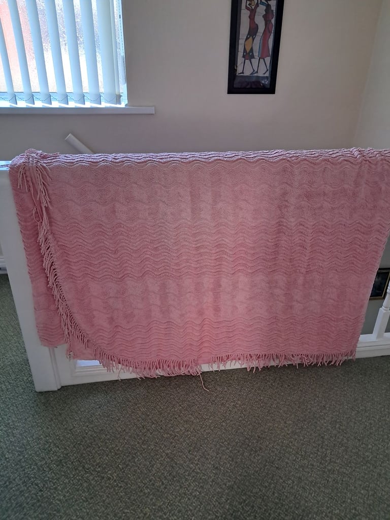 Candlewick bedspread 