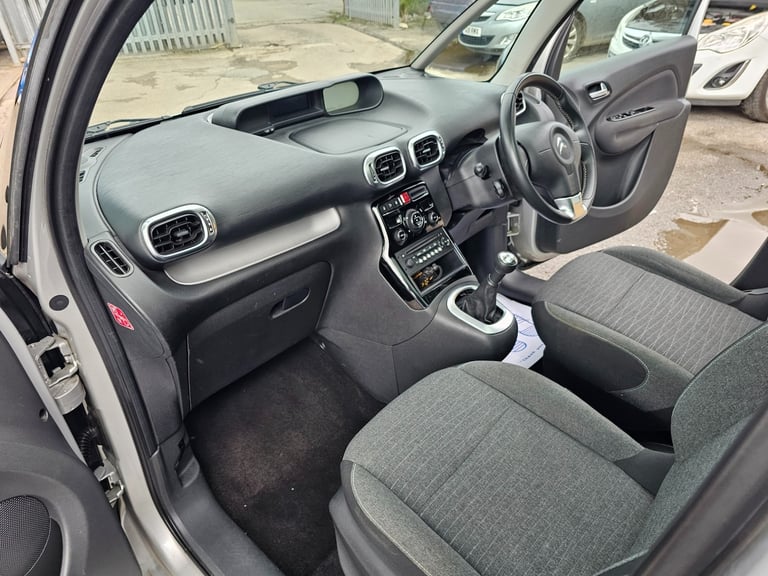 2016 Citroen C3 Picasso 1.2 PureTech Platinum 5dr MPV Petrol Manual