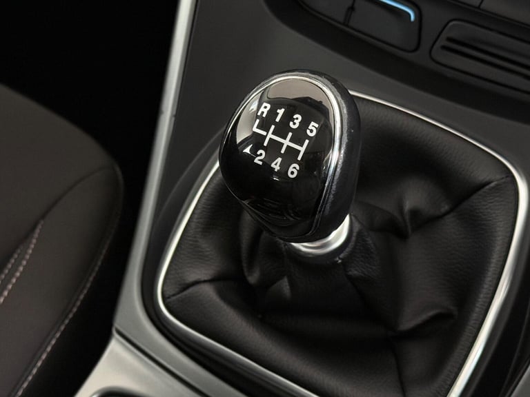 2018 Ford Kuga 2.0 TDCi EcoBlue Zetec AWD Euro 6 (s/s) 5dr HATCHBACK Diesel Manual