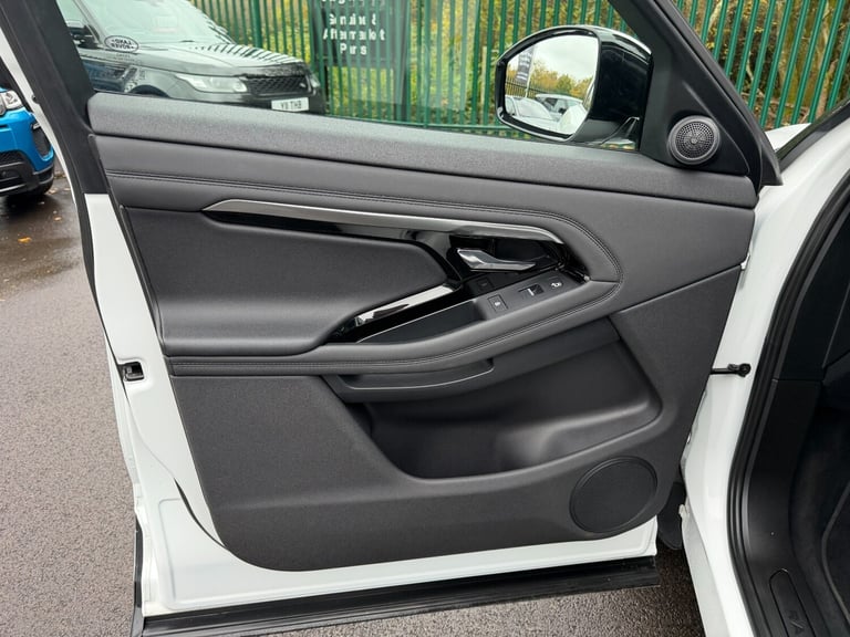 2021 Land Rover Range Rover Evoque 1.5 P300e SE 5dr Auto Hatchback Petrol Parallel PHEV Automatic