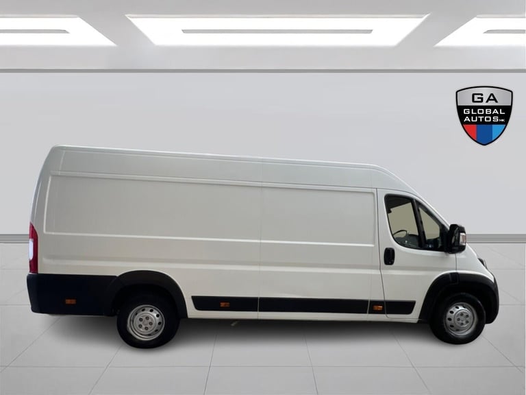 2019 Peugeot Boxer 2.0 BlueHDi 435 Professional L4 H2 Euro 6 5dr PANEL VAN Diesel Manual