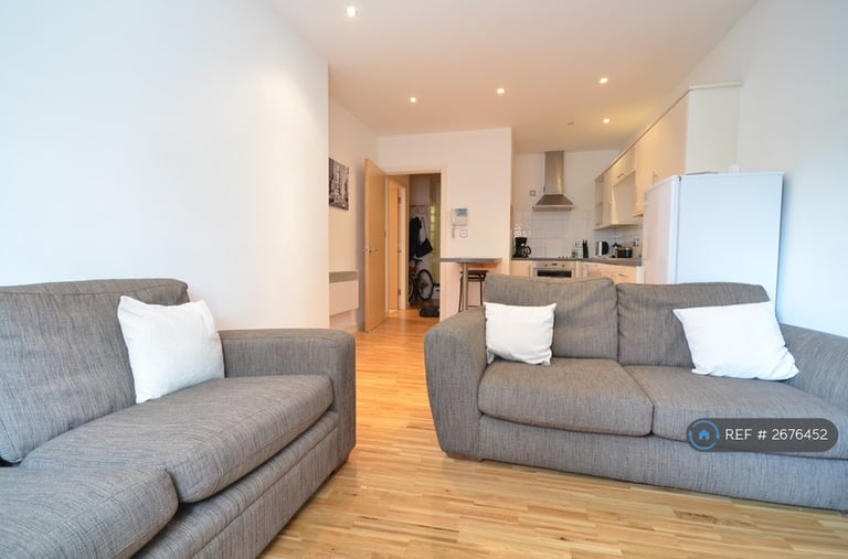 1 bedroom flat in Deansgate, Manchester, M3 (1 bed) (#2676452)