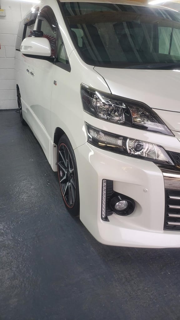 Toyota vellfire GS 2.4 auto japanese import 45k mile 4.5 grade 2014 