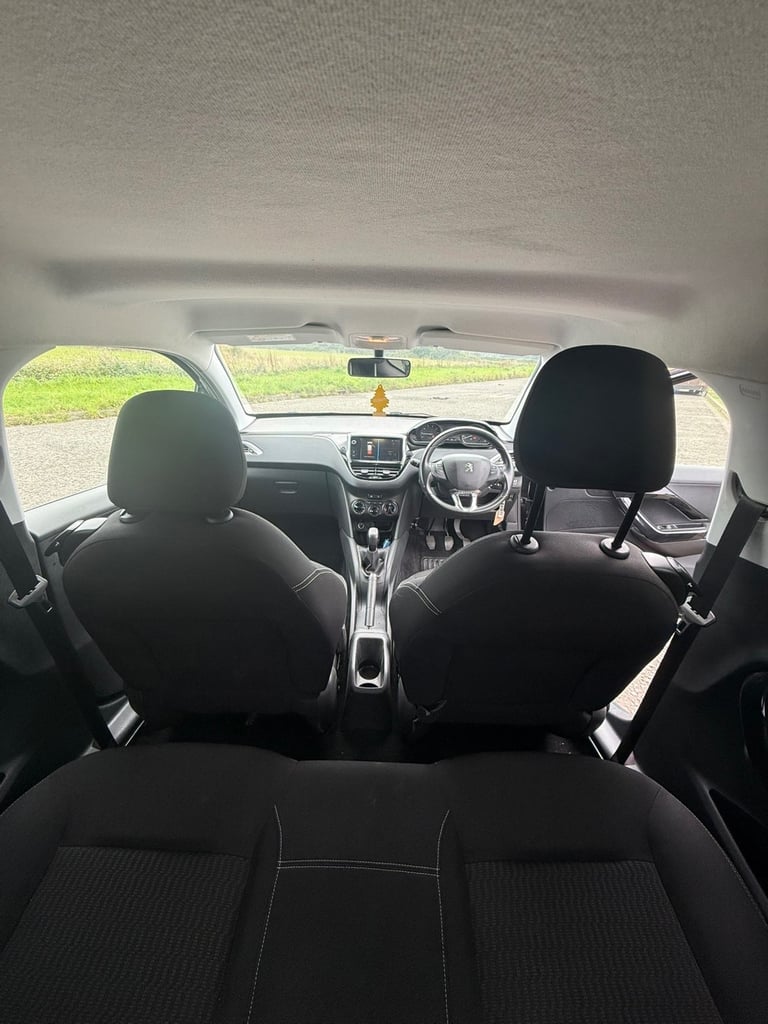 Peugeot, 208, Hatchback, 2017, Manual, 1199 (cc), 3 doors