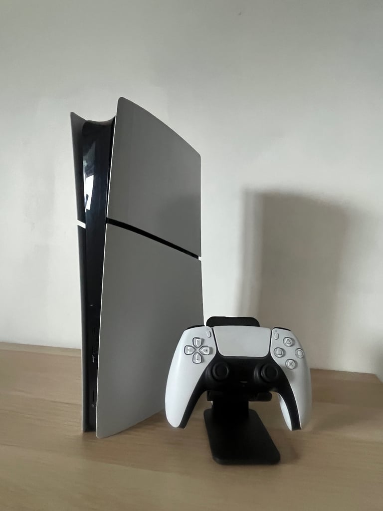 PS5 Slim Digital Edition 1 Controller Unboxed 