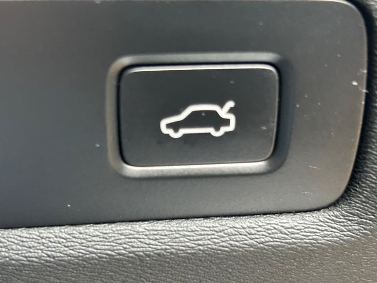 2020 Volvo V90 2.0 T5 Plus Estate 5dr Petrol Auto AWD Euro 6 (s/s) (250 ps) Estate Petrol Automatic