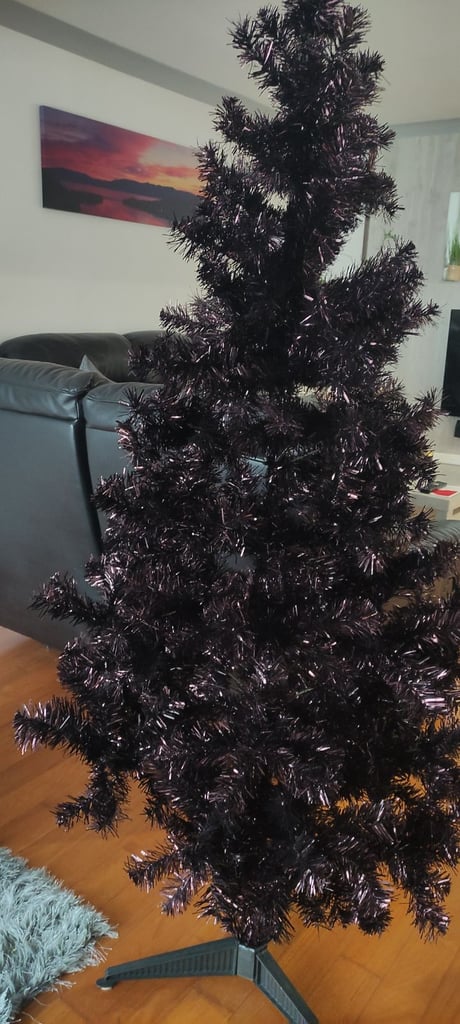 6 Ft Bronze/ Brown Christmas Tree