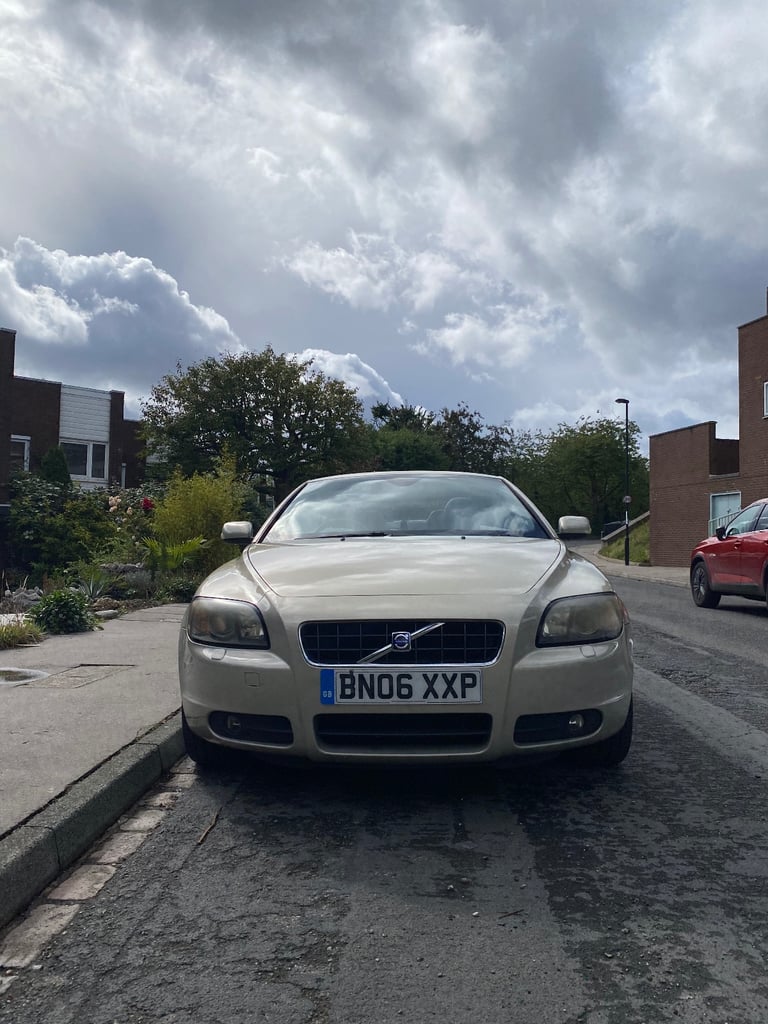 Volvo, C70, Convertible, 2006, Manual, 2435 (cc), 2 doors