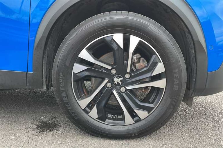2021 Peugeot E-2008 50kWh GT SUV 5dr Electric Auto (136 ps) SUV Electric Automatic