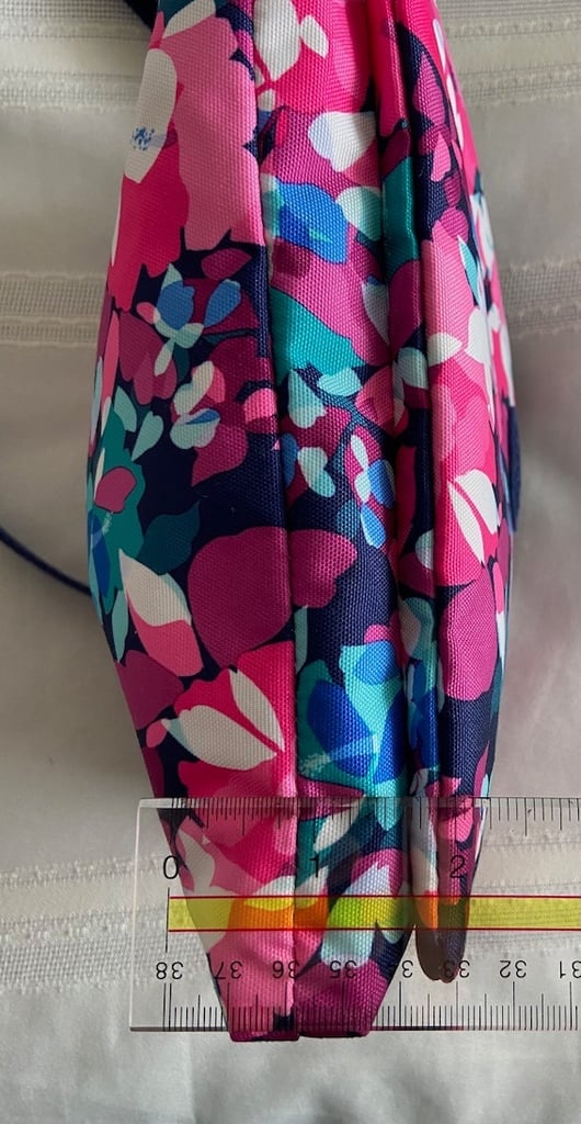 New unused Kipling Bag with Hallie monkey