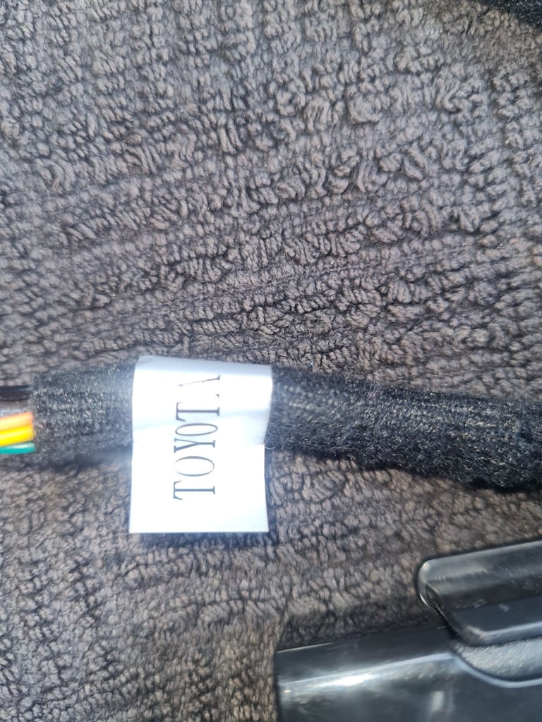 Connect 2 Car Toyota ipod usb sd card hands free 