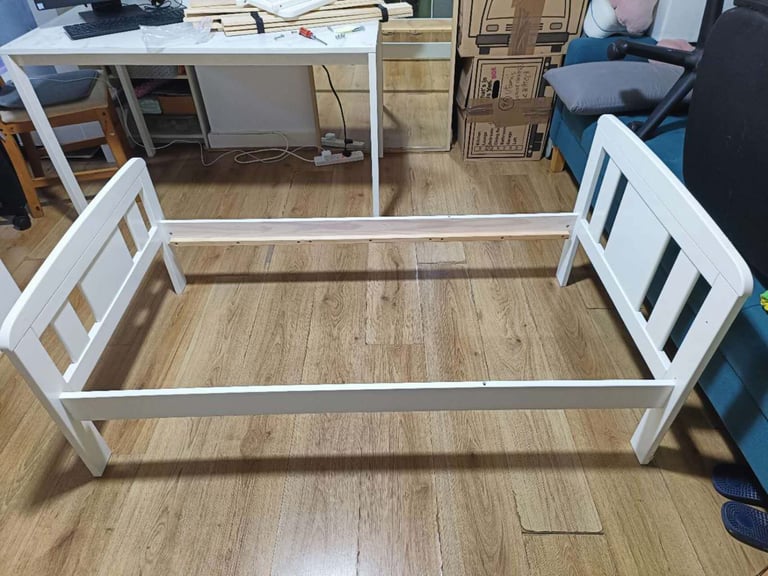 image for John Lewis' Boris Toddler Bed, White colour (90% new) £30