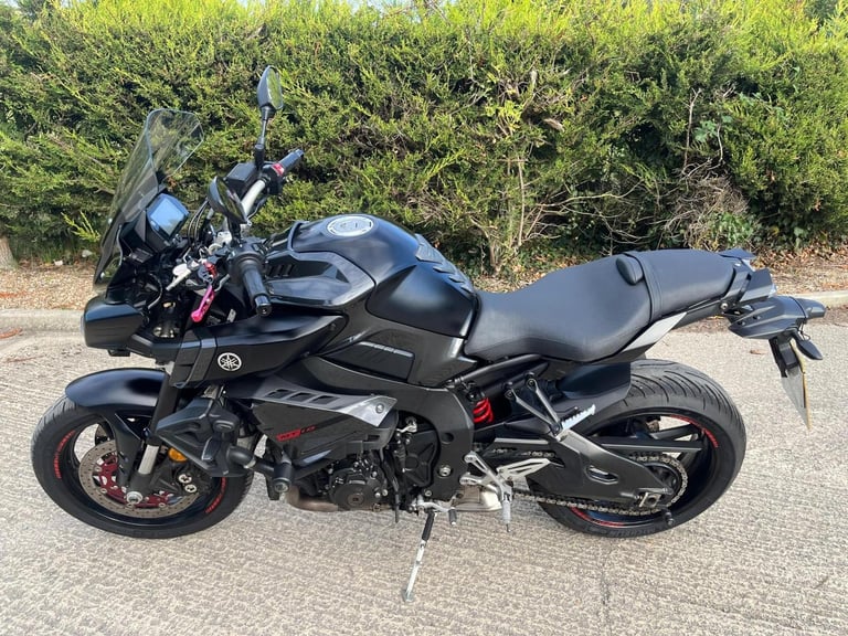 2017 17 YAMAHA MT10 MTN1000 MT-10 NAKED MUSCLE 1000 BLACK MINT 14k MILES SH