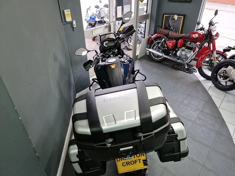 2024 Benelli TRK 502 E5