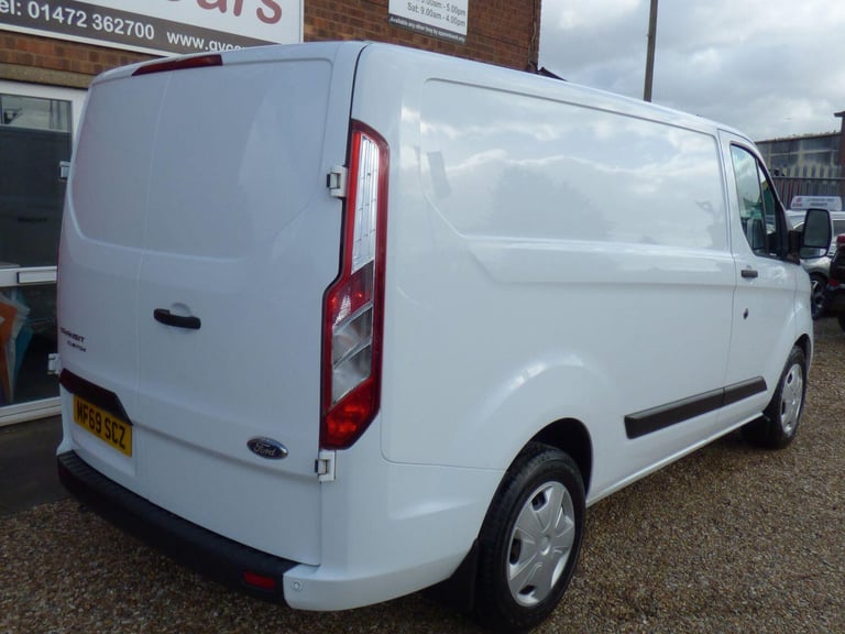 FORD TRANSIT CUSTOM 2.0 300 EcoBlue Trend AUTOMATIC **ALSO COMES WITH 15 MONTHS