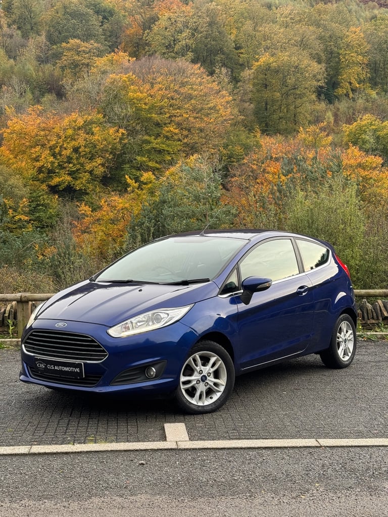 Ford, FIESTA, Hatchback, 2015, Manual, 1241 (cc), 3 doors