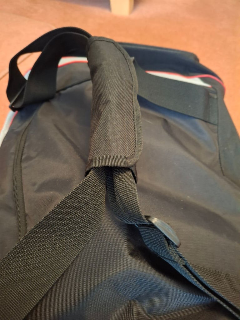 Retro Wales Reebok No 17 Squad Issue Kit Bag.Wheeled with extendable handle + carrying straps.