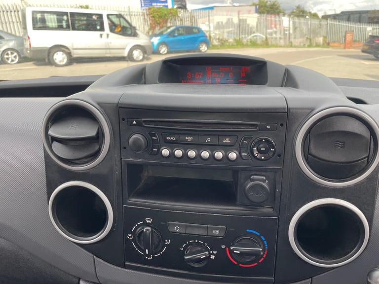 2019 Peugeot Partner 715 S 1.6 BlueHDi 100 Crew Van PANEL VAN Diesel Manual