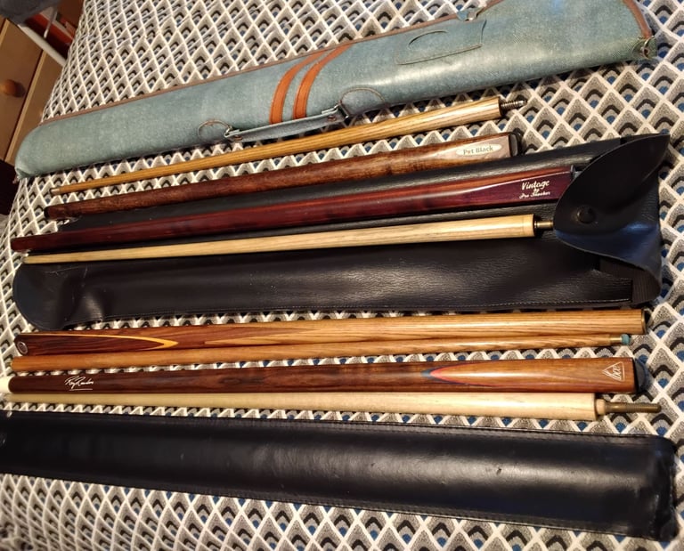 Pro snooker cues & cases,no dispatch viewing welcome Gateshead, 