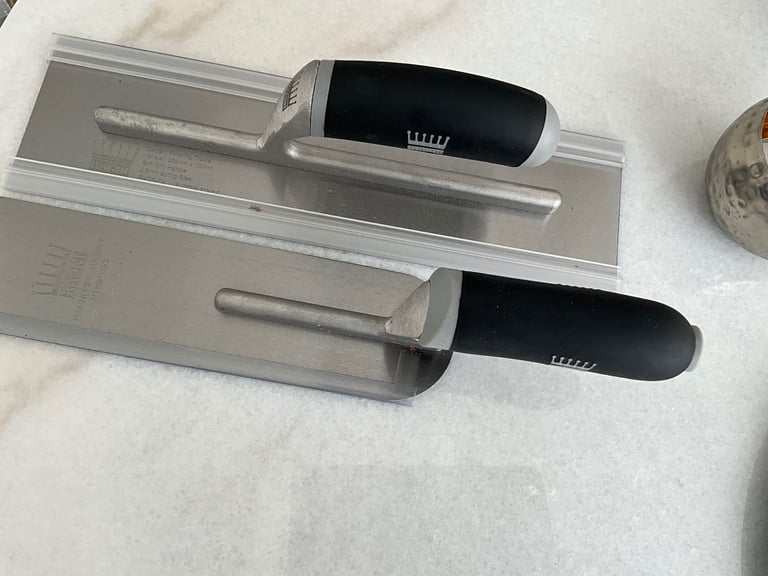 image for RAGNI CEMENT FINISHING TROWEL RAGNI PIPE TROWEL