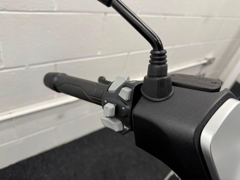 LEXMOTO RT1 125 ** BRAND NEW MODEL - FREE DELIVERY - 2 YEAR WARRANTY **