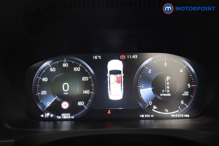 2019 Volvo S90 2.0 D4 Momentum 4dr Geartronic Saloon Diesel Automatic