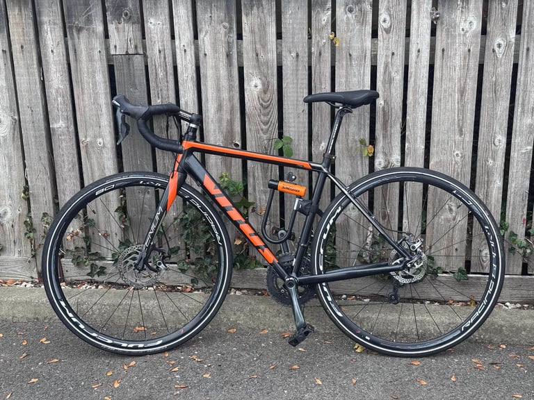 image for Vitus Zenium Disc road bike carbon fork and carbon handlebar only 9.4KG 52cm